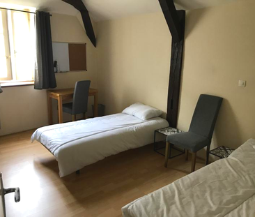 Location Appartement 3 pièces 67m² SAUMUR 49400 - Photo 3