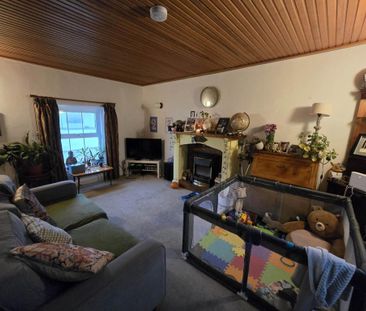 2 bedroom house to rent - Photo 1