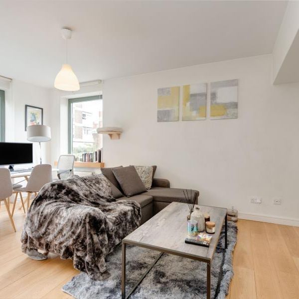 1 bedroom flat to rent - Photo 1