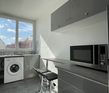 Location Appartement 1 pièce 25m² TROYES 10000 - Photo 3