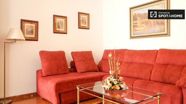 seville, Andalusia 41015 - Foto 1