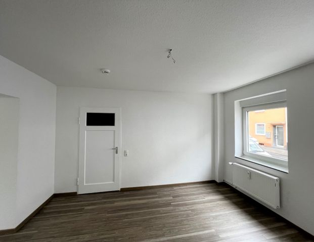 2-Zimmer-Erdgeschosswohnung in Düren-Stadtmitte, Steinweg 9 - Photo 1