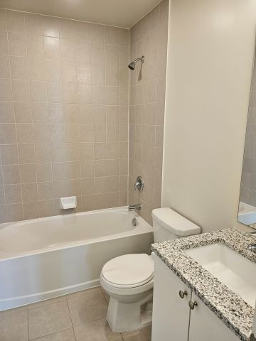 For Lease - 38 Annie Craig Drive Unit# 5001, Toronto, Ontario - Photo 4