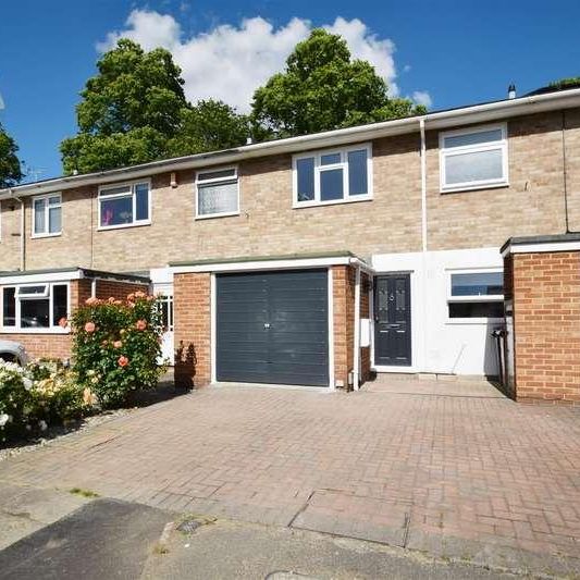 Woburn Close, Caversham, Reading, RG4 - Photo 1