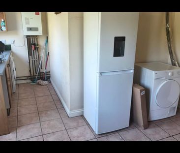 Room in a Shared House, Burgess Road, SO16 - Photo 6