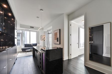 For Lease - 11 Yorkville Avenue Unit# 4707, Toronto, Ontario - Photo 2