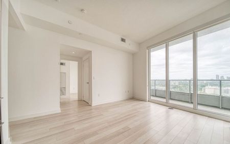 For Lease - 117 McMahon Drive Unit# 2102, Toronto, Ontario - Photo 3