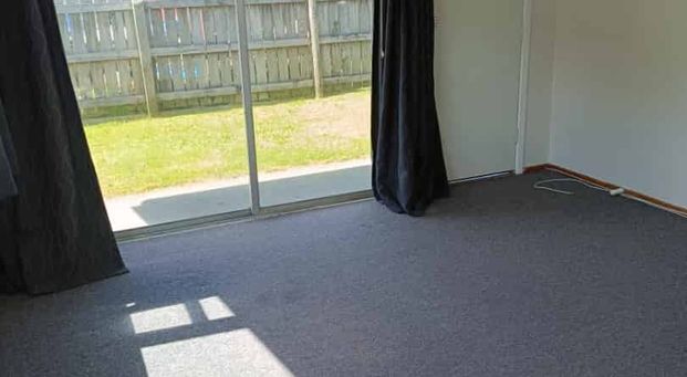 3 Bedroom back unit - Photo 1