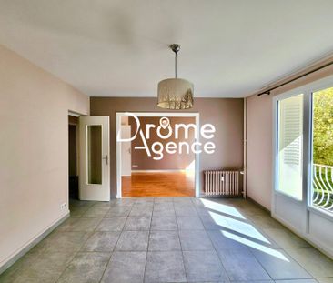 Location Appartement 3 pièces 74m² VALENCE 26000 - Photo 2
