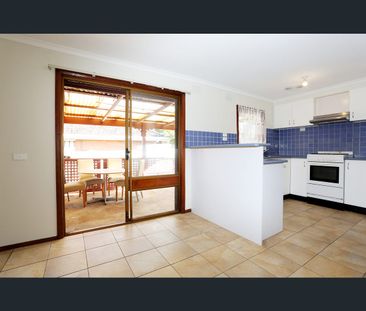 22 Bittern Street, Melton, Vic 3337 - Photo 2