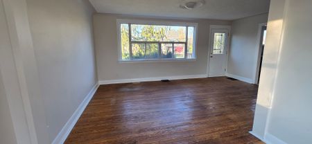 For Lease - 565 Fitch Street, Welland, Ontario - Photo 4