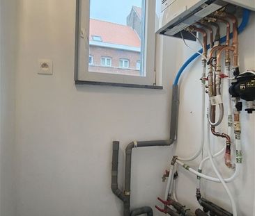 Appartement te huur in Tournai voor € 650 met 1 slaapkamer - Photo 3