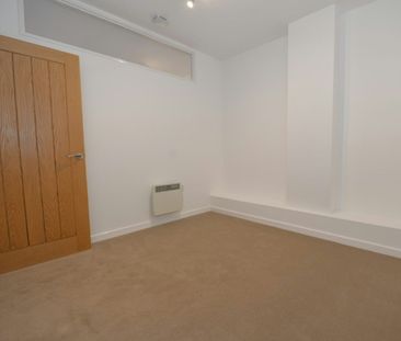 Flat to rent on - Photo 4