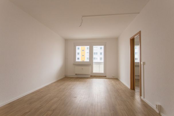 Angebot: 3-Raum-Whg./Küche mit Fenster! - Photo 1