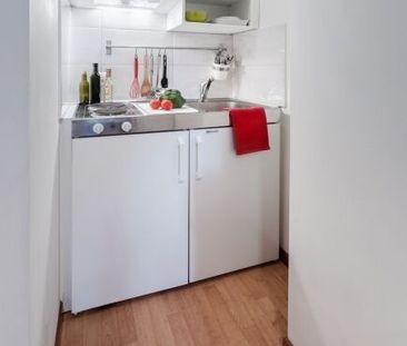 1.5-room furnished apartment at Kreuzplatz - Photo 4