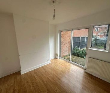 Eastcote Lane, Harrow, HA2 - Photo 1