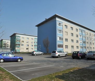2 Raum-Wohnung mit Loggia in ruhiger Lage im 1. Stock **Lift** - Foto 4