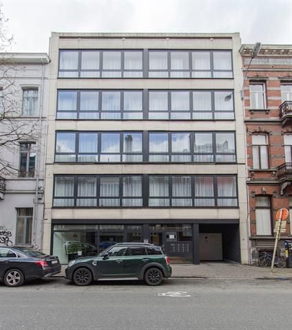 Appartement te huur in Ixelles - Photo 3