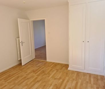 Attraktive 2.5-Zimmerwohnung im 1. OG zu vermieten - Photo 2