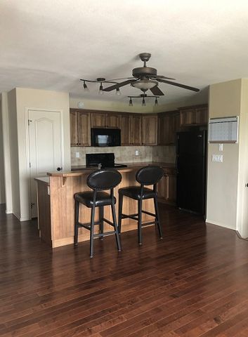 2 Bed Condo – 99 Pioneer Way, Blackfalds - Photo 3