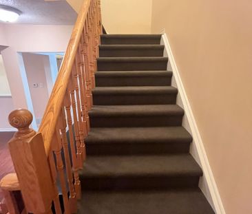 For Lease - 5107 Lampman Avenue, Burlington, Ontario - Photo 1