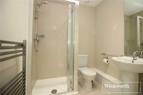 Grade Close, Elstree, Borehamwood, Hertfordshire, WD6 - Photo 1