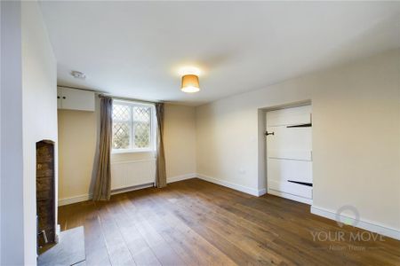 2 bedroom end of terrace house to rent - Photo 2
