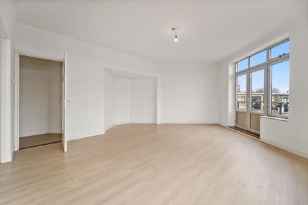 Appartement te huur: De Eerensplein 13 2593 NA Den Haag - Photo 2