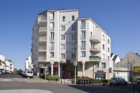 T3 de 71 m² – Lumineux avec balcon proche du tram de Joué - Photo 3