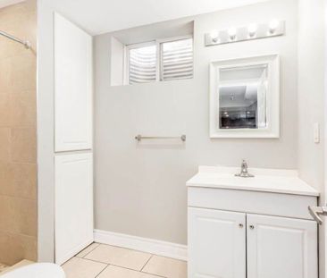 For Lease - 689 Ambroise Crescent, Milton, Ontario - Photo 5