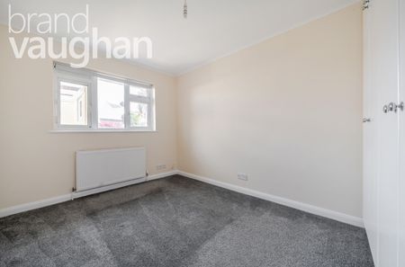 2 bedroom semi-detached bungalow to rent - Photo 3