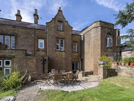 4 bedroom terraced house to rent - Photo 4