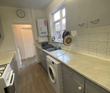 Hartopp Road (4 bed) - Photo 3