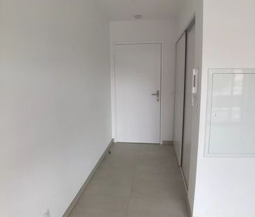 Location Appartement 1 pièce 28m² AURIOL 13390 - Photo 4