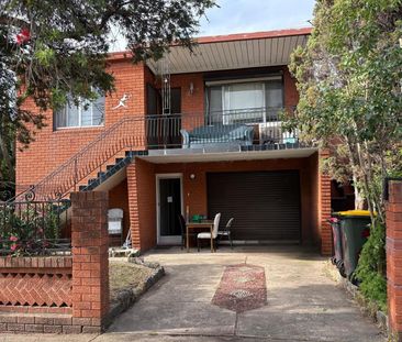 3 Bedroom- Top Floor - Photo 4