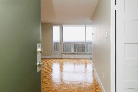 For Lease - 666 Spadina Avenue Unit# 507, Toronto, Ontario - Photo 5