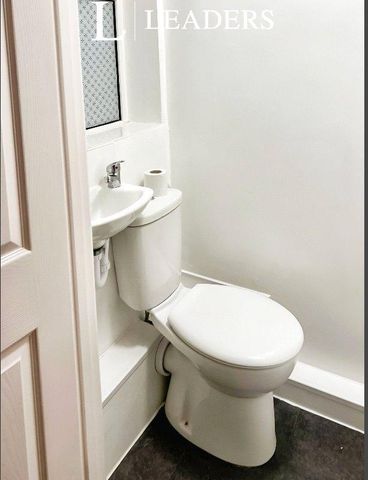 1 bedroom semi-detached house to rent - Photo 2