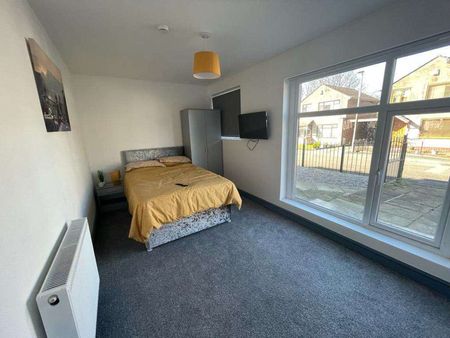 😍 Professional House Share In Swinton 😍 Room 2 - Photo 3
