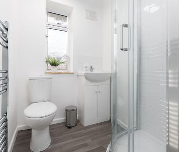 5 bedroom semi-detached house to rent - Photo 6