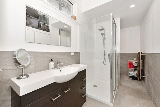 Spacious and tastefully renovated over the years is this classic three bedroom Hamilton East bungalow. - Photo 1