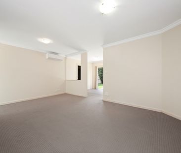 FRESH & MODERN VILLA - Photo 2