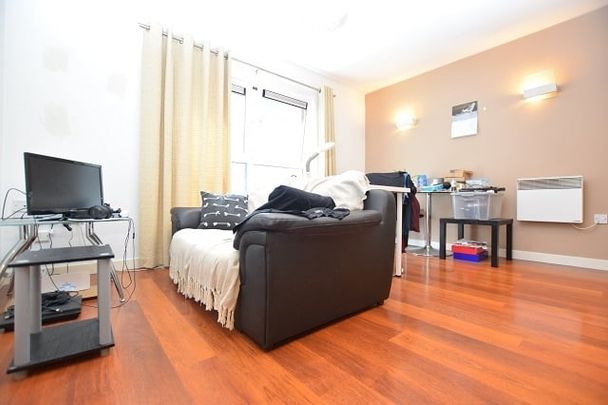Q4, Upper Allen Street, S3 7GT - Photo 1