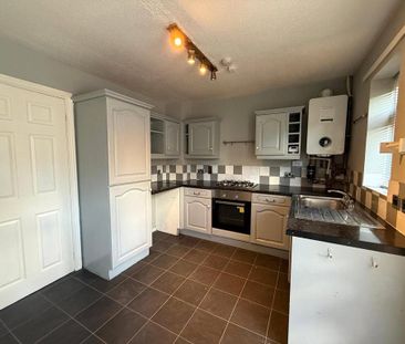 2 bedroom end of terrace house to rent - Photo 6