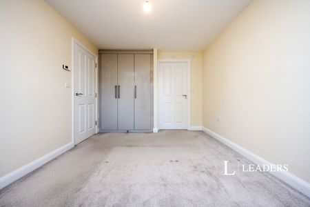 2 bedroom apartment to rent Swiftsure Drive, Brooklands, Milton Keynes, MK10 - Photo 4