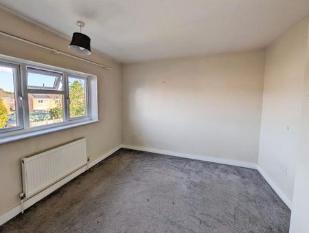 2 bedroom semi-detached house to rent - Photo 2