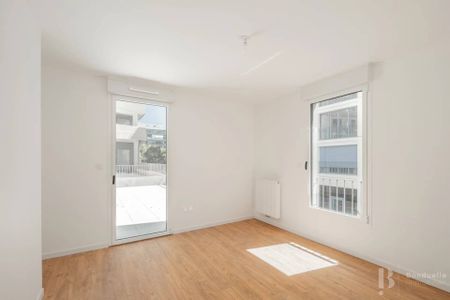 Rental Apartment Bordeaux Saint-Jean - Photo 5