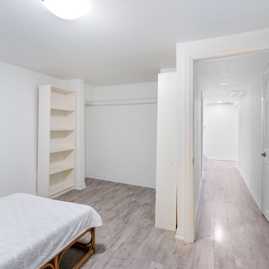 For Lease - 149 Septonne Avenue Unit# LF, Newmarket, Ontario - Photo 1