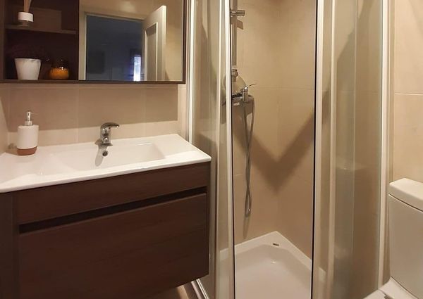 Alugo quarto em T3 junto ao El Corte Ingles