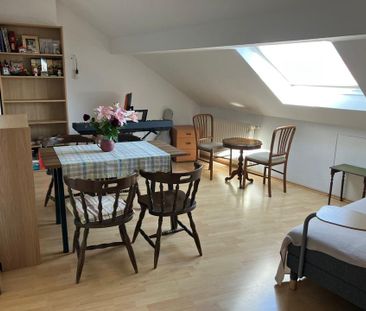 Schöne und Heller 2,5-Zimmer Wohnung in Frankfurt - Foto 4
