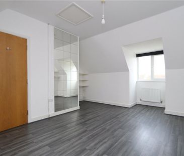 4 bedroom terraced house to rent - Photo 1